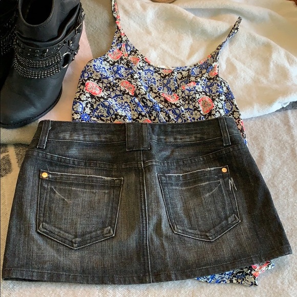 Vintage Y2K Marciano Black Jean Skirt - Picture 2 of 3